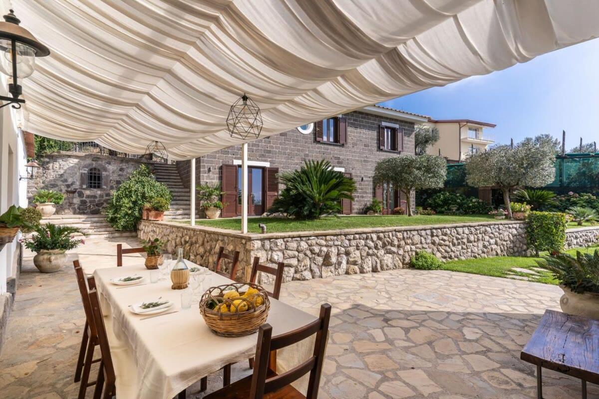 Villa Mimosa Rustic Elegance Views & Pool Massa Lubrense Kültér fotó